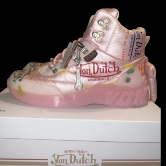 Von Dutch PINK PUFFER All Over Logo Print SHOE/Boot | NEW/NIB w/ Dust Bag!!🩷🩷 - Picture 13 of 16
